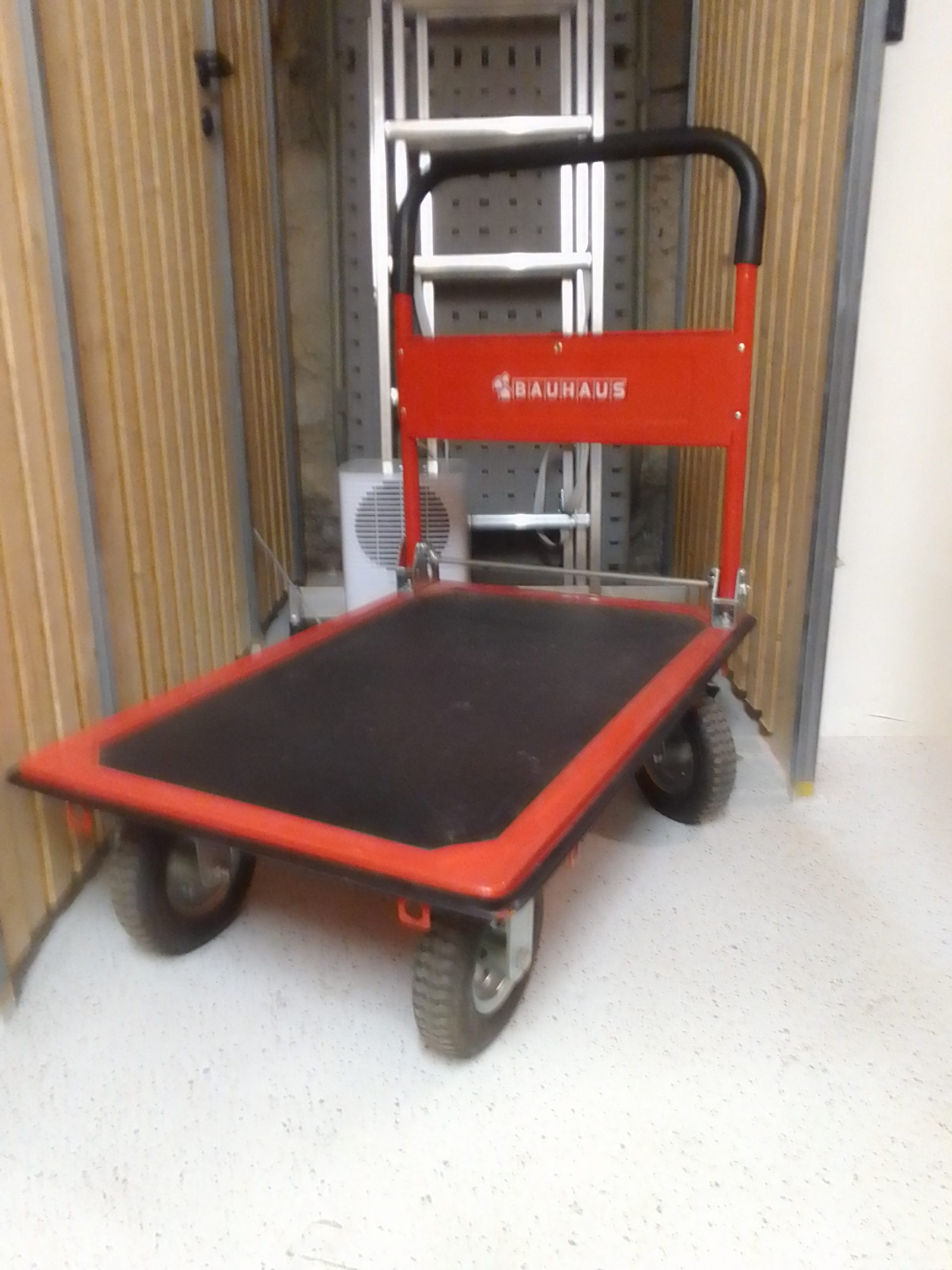 Transportkarren rot